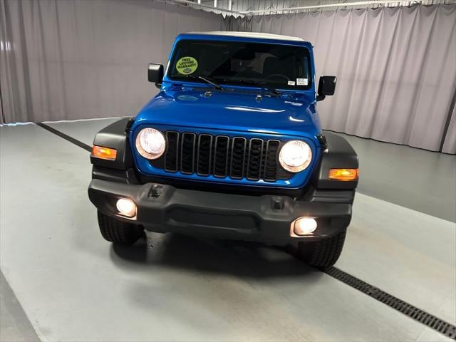 2025 Jeep Wrangler 4-Door Summit 4x4