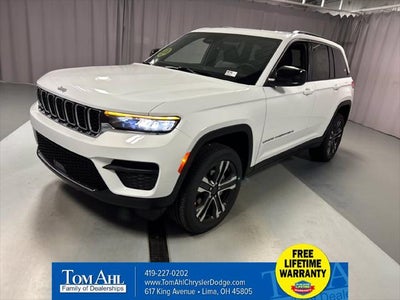 2027 Jeep Grand Cherokee GRAND CHEROKEE LAREDO X 4X4