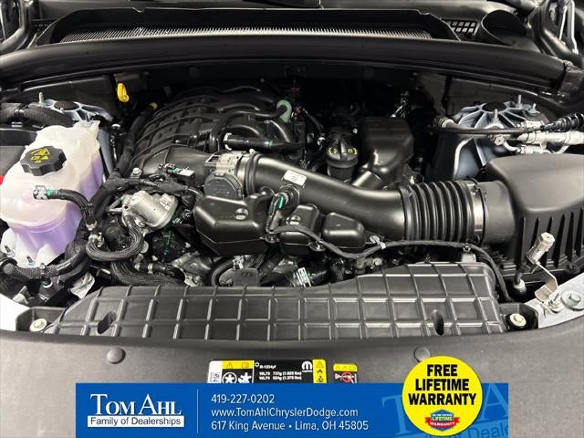 2027 Jeep Grand Cherokee GRAND CHEROKEE LAREDO 4X4