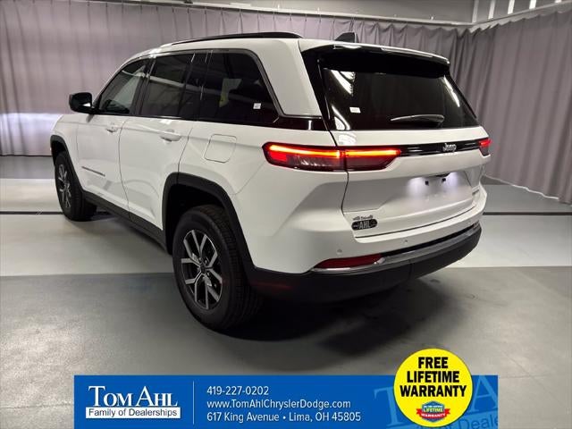 2027 Jeep Grand Cherokee GRAND CHEROKEE LAREDO 4X4