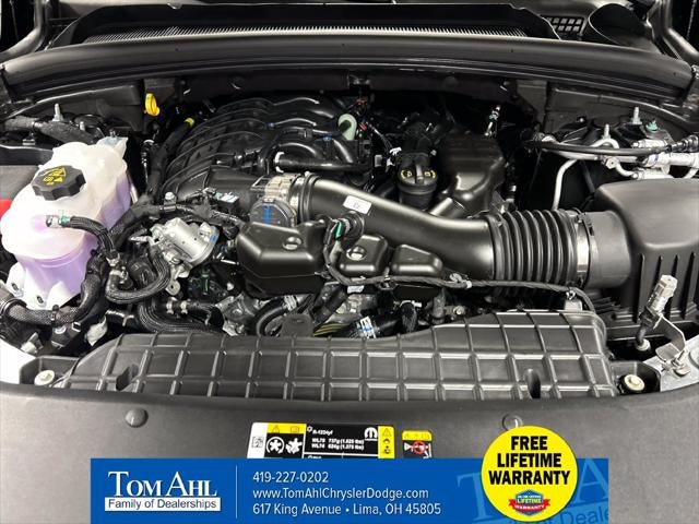 2027 Jeep Grand Cherokee GRAND CHEROKEE LAREDO X 4X4