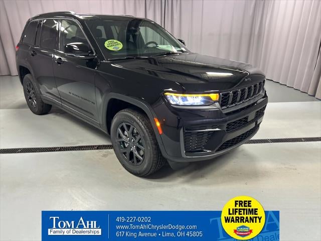 2027 Jeep Grand Cherokee GRAND CHEROKEE LAREDO ALTITUDE 4X4