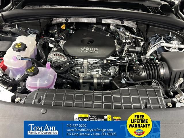 2027 Jeep Grand Cherokee GRAND CHEROKEE LAREDO ALTITUDE 4X4