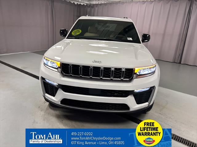 2027 Jeep Grand Cherokee GRAND CHEROKEE LIMITED 4X4