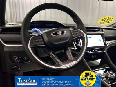 2027 Jeep Grand Cherokee GRAND CHEROKEE LIMITED 4X4