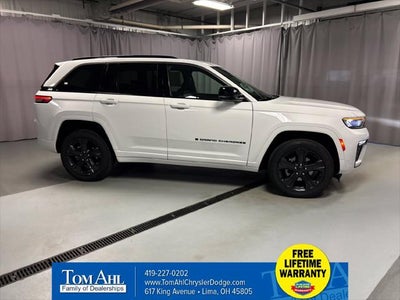 2027 Jeep Grand Cherokee GRAND CHEROKEE LIMITED RESERVE 4X4