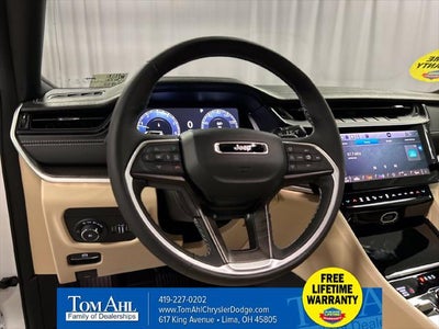 2027 Jeep Grand Cherokee GRAND CHEROKEE L LIMITED 4X4