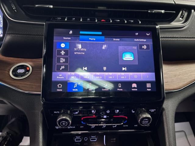 2025 Jeep Grand Cherokee L Summit 4x4