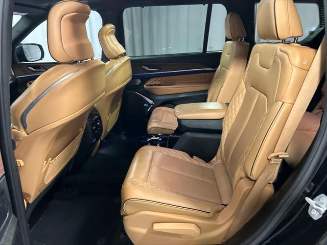 2023 Jeep Grand Cherokee L Summit 4x4