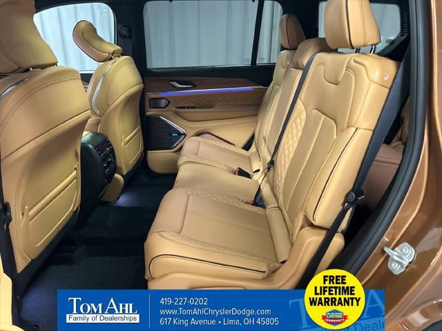 2027 Jeep Grand Cherokee GRAND CHEROKEE L SUMMIT 4X4