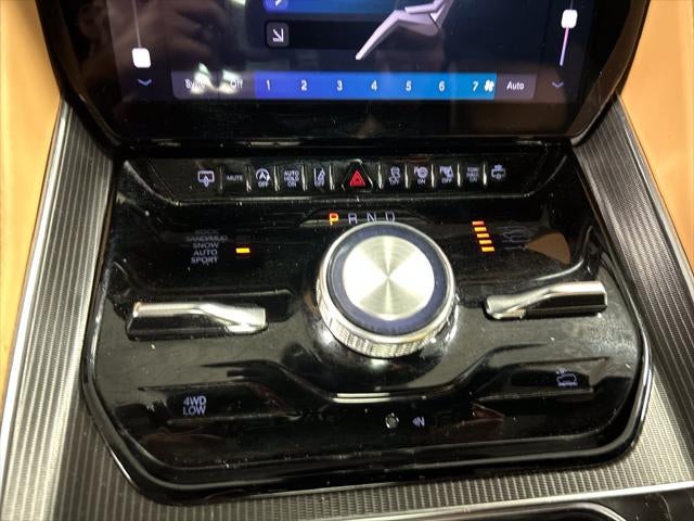 2025 Jeep Grand Wagoneer Series III Obsidian 4x4