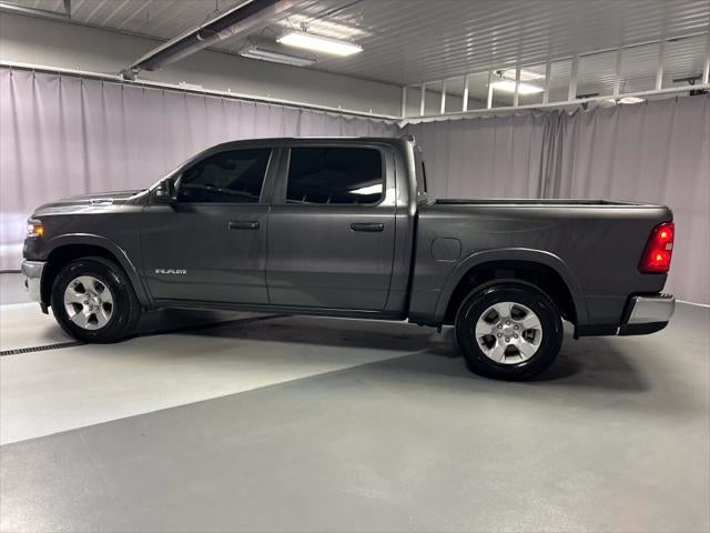 2025 RAM 1500 Big Horn Crew Cab 4x4 5'7' Box