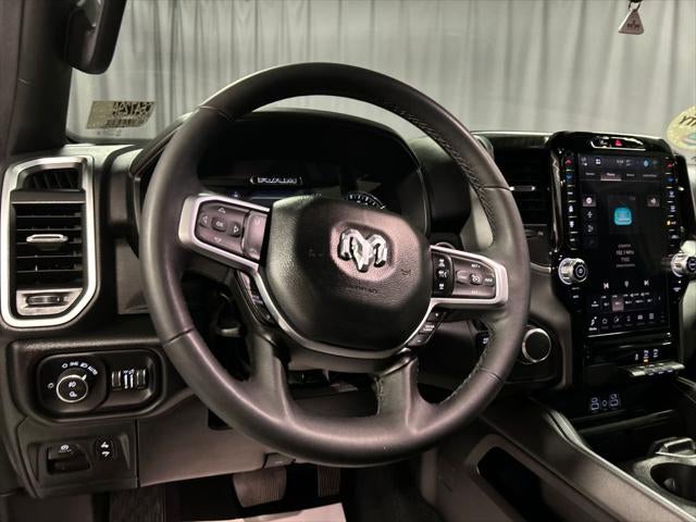 2025 RAM 1500 Big Horn Crew Cab 4x4 5'7' Box