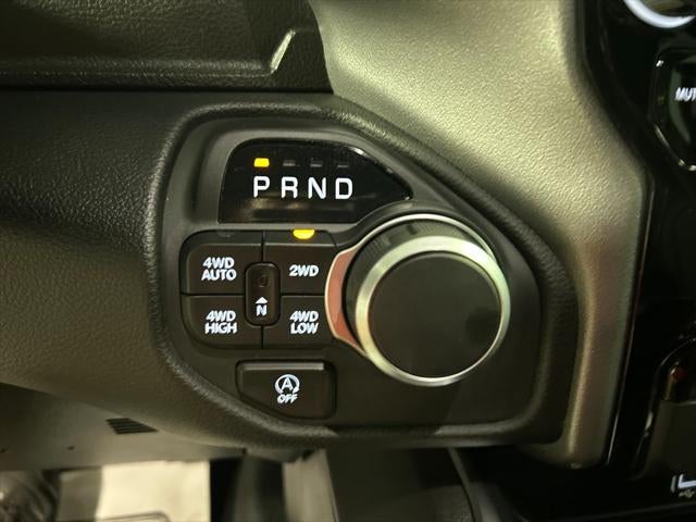 2025 RAM 1500 Big Horn Crew Cab 4x4 5'7' Box