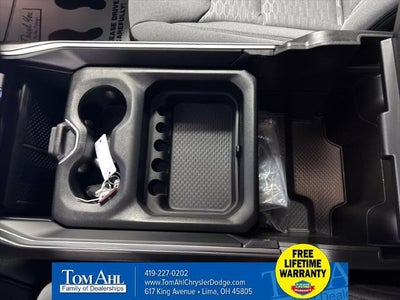2027 RAM Ram 1500 RAM 1500 BIG HORN CREW CAB 4X4 5'7' BOX