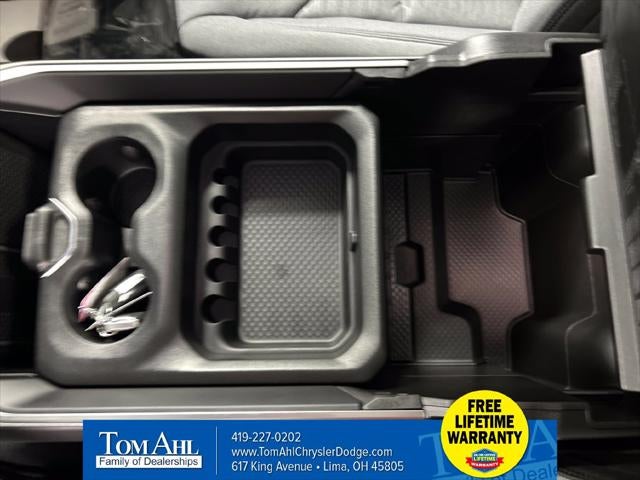 2027 RAM Ram 1500 RAM 1500 BIG HORN CREW CAB 4X4 5'7' BOX
