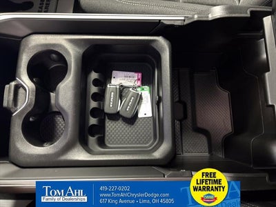 2027 RAM Ram 1500 RAM 1500 EXPRESS CREW CAB 4X4 5'7' BOX