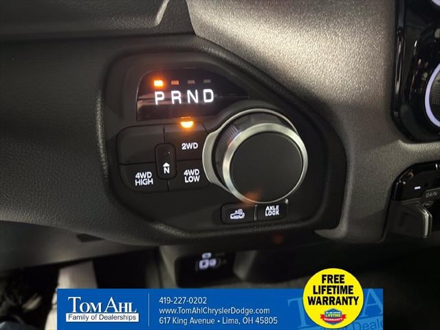 2027 RAM Ram 1500 RAM 1500 WARLOCK CREW CAB 4X4 5'7' BOX