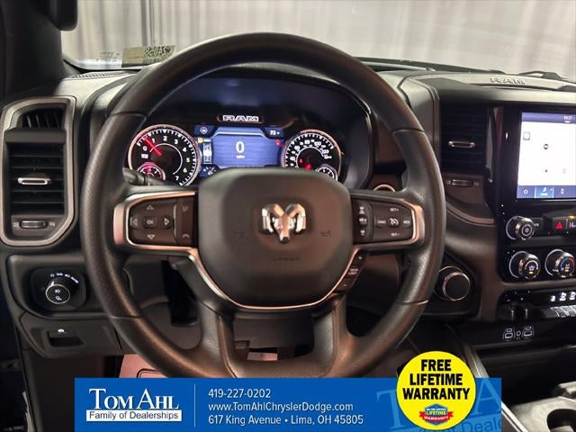 2027 RAM Ram 1500 RAM 1500 EXPRESS CREW CAB 4X4 5'7' BOX