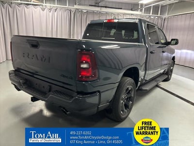 2027 RAM Ram 1500 RAM 1500 EXPRESS CREW CAB 4X4 5'7' BOX