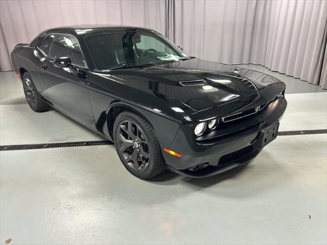 2017 Dodge Challenger SXT