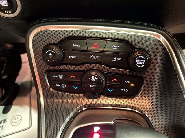 2017 Dodge Challenger SXT