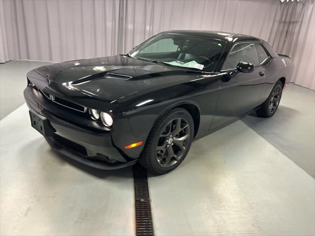 2017 Dodge Challenger SXT