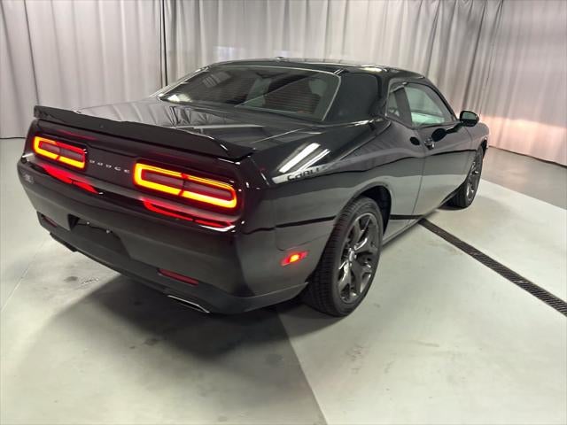 2017 Dodge Challenger SXT