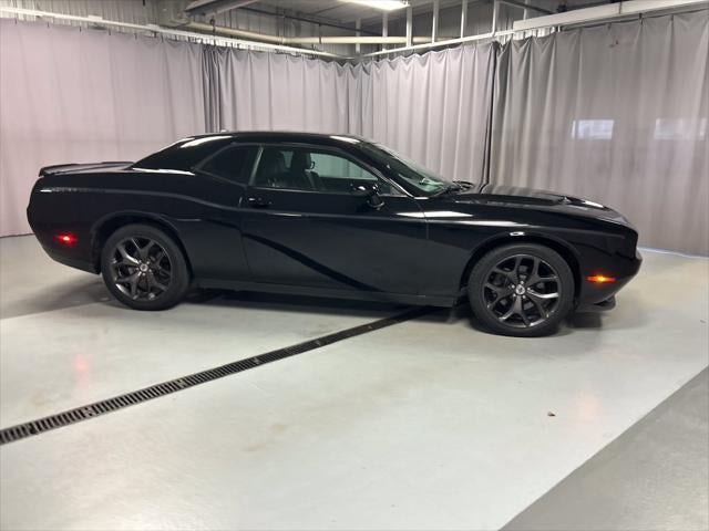2017 Dodge Challenger SXT