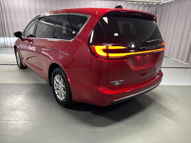 2027 Chrysler Pacifica PACIFICA SELECT