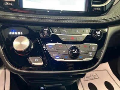2027 Chrysler Pacifica PACIFICA SELECT
