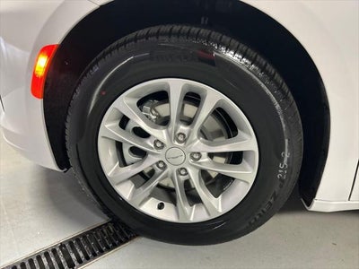 2027 Chrysler Pacifica PACIFICA SELECT