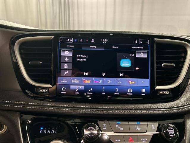 2027 Chrysler Pacifica PACIFICA SELECT