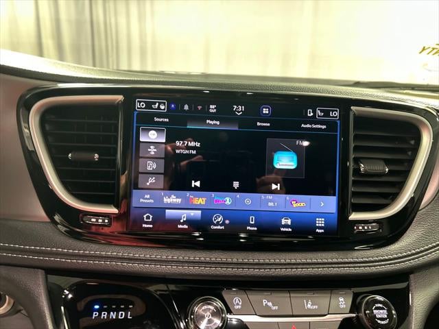 2027 Chrysler Pacifica PACIFICA SELECT