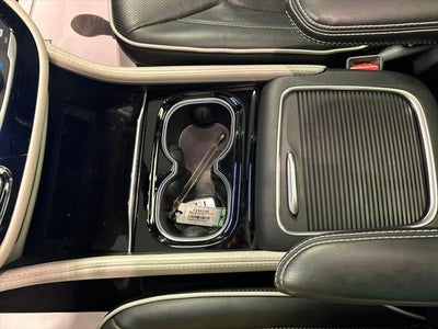 2024 Chrysler Pacifica Limited AWD