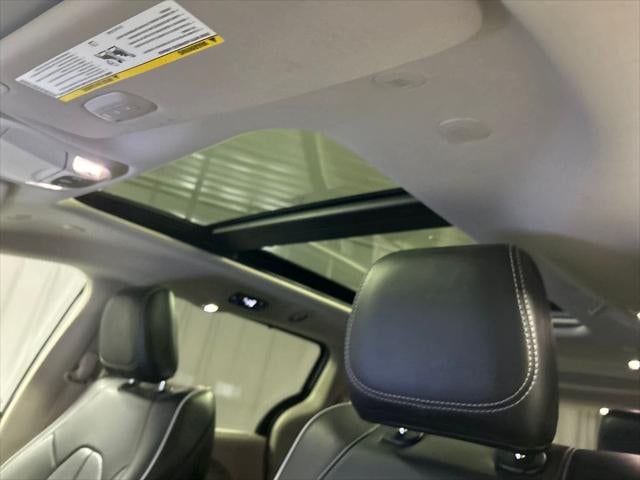 2024 Chrysler Pacifica Limited AWD