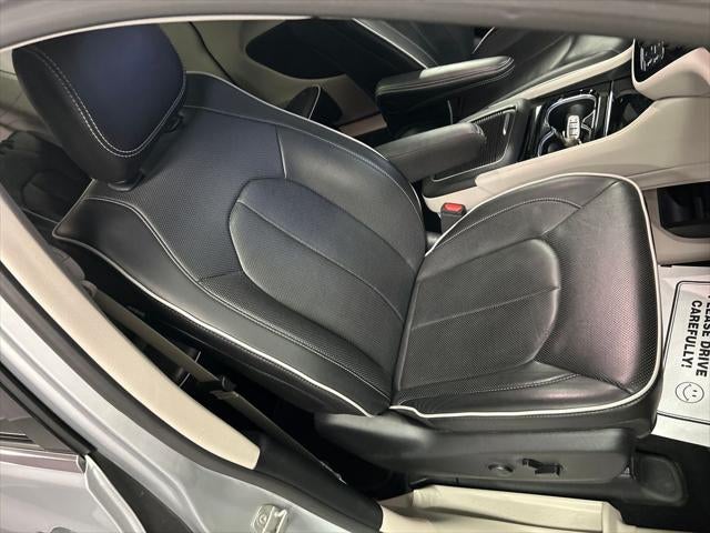 2024 Chrysler Pacifica Limited AWD