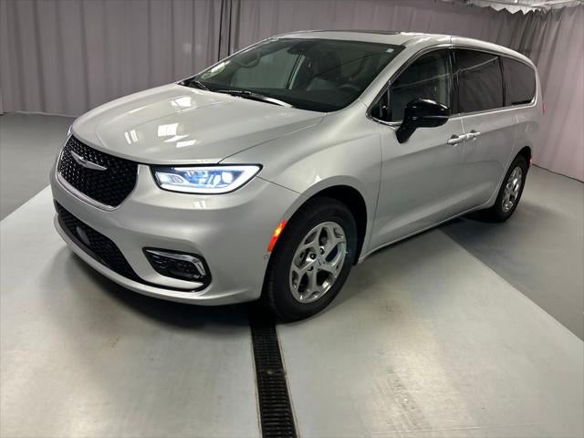 2024 Chrysler Pacifica Limited AWD