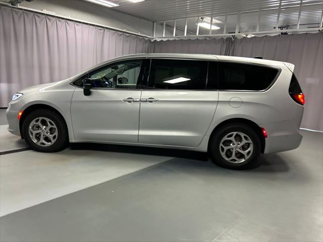 2024 Chrysler Pacifica Limited AWD