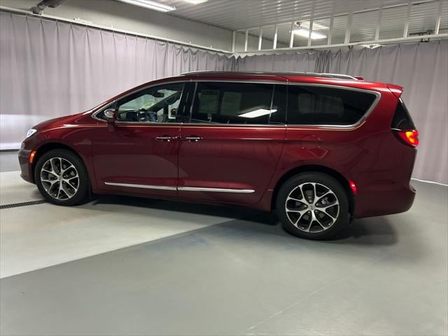 2021 Chrysler Pacifica Limited AWD