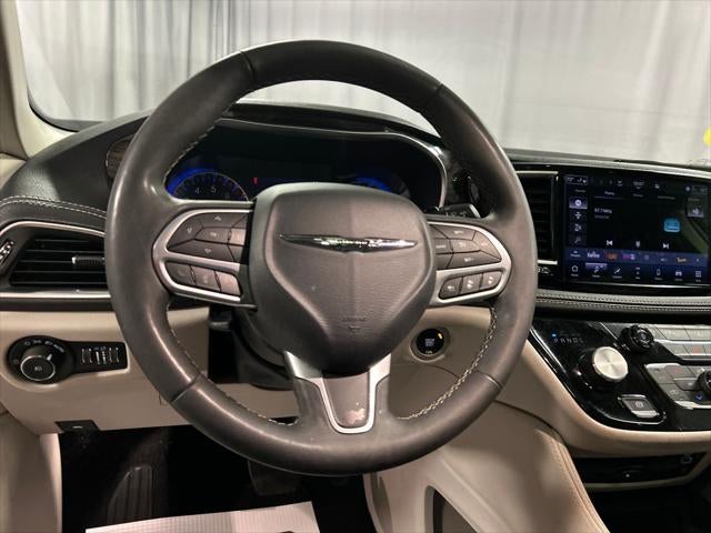 2024 Chrysler Pacifica Limited AWD