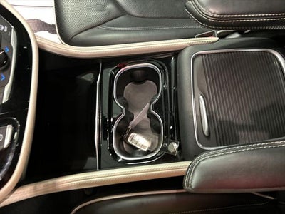 2024 Chrysler Pacifica Limited AWD