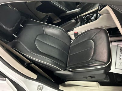 2024 Chrysler Pacifica Limited AWD
