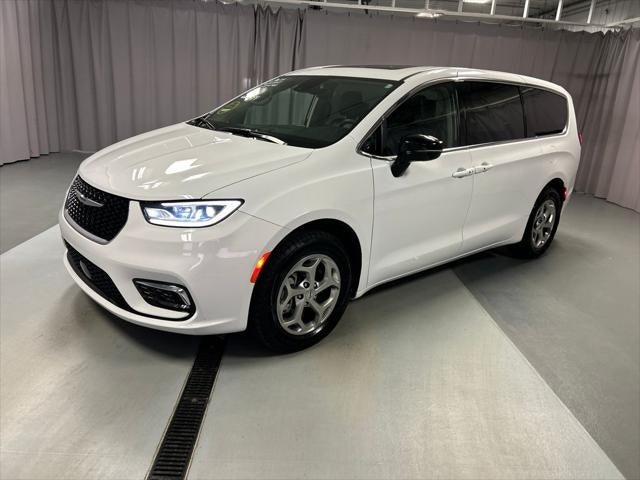 2024 Chrysler Pacifica Limited AWD