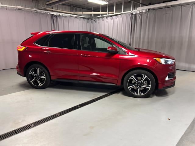 2020 Ford Edge ST