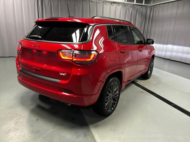 2022 Jeep Compass (RED) Edition