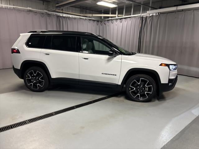 2027 Jeep Cherokee CHEROKEE OVERLAND 4X4