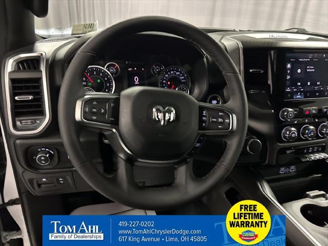 2027 RAM Ram 1500 RAM 1500 BIG HORN CREW CAB 4X4 5'7' BOX