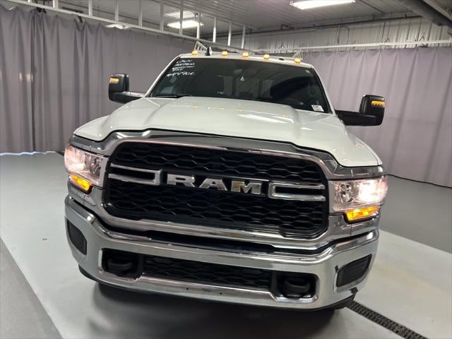 2024 RAM 2500 Tradesman Crew Cab 4x4 8' Box