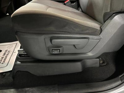 2022 RAM 3500 Chassis Tradesman/SLT